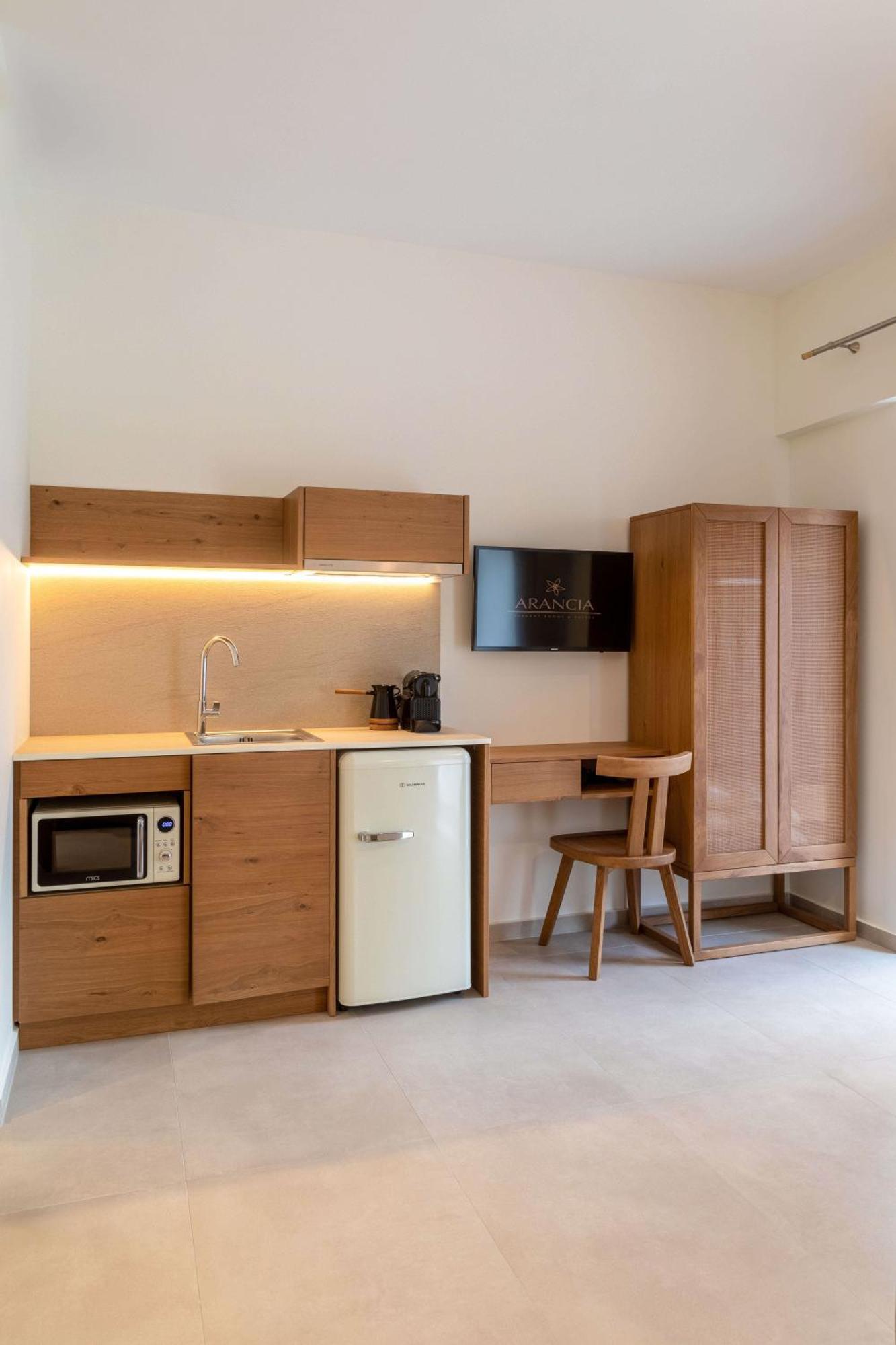 Arancia Elegant Rooms And Suites Tolón Exteriér fotografie
