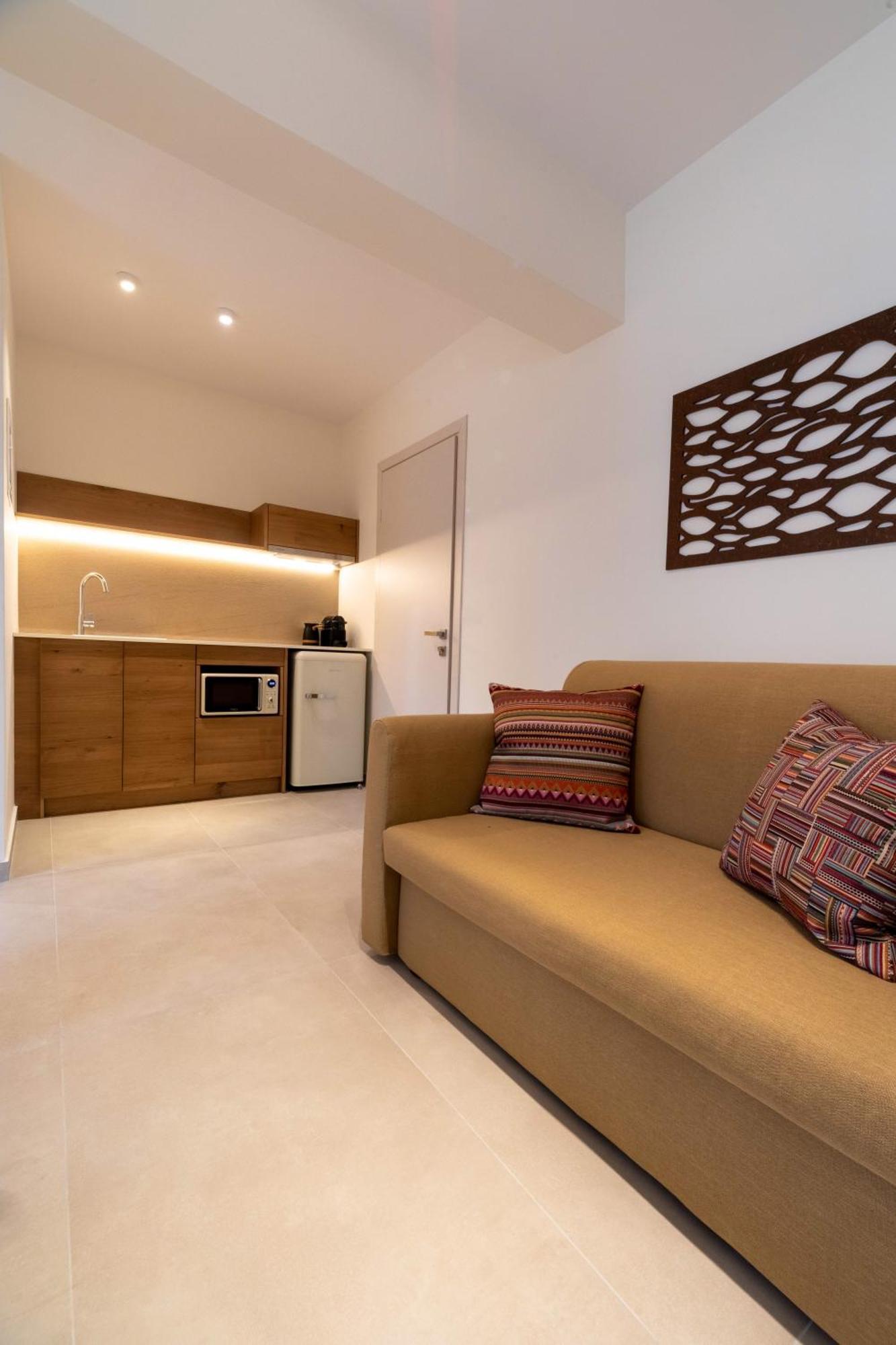 Arancia Elegant Rooms And Suites Tolón Exteriér fotografie