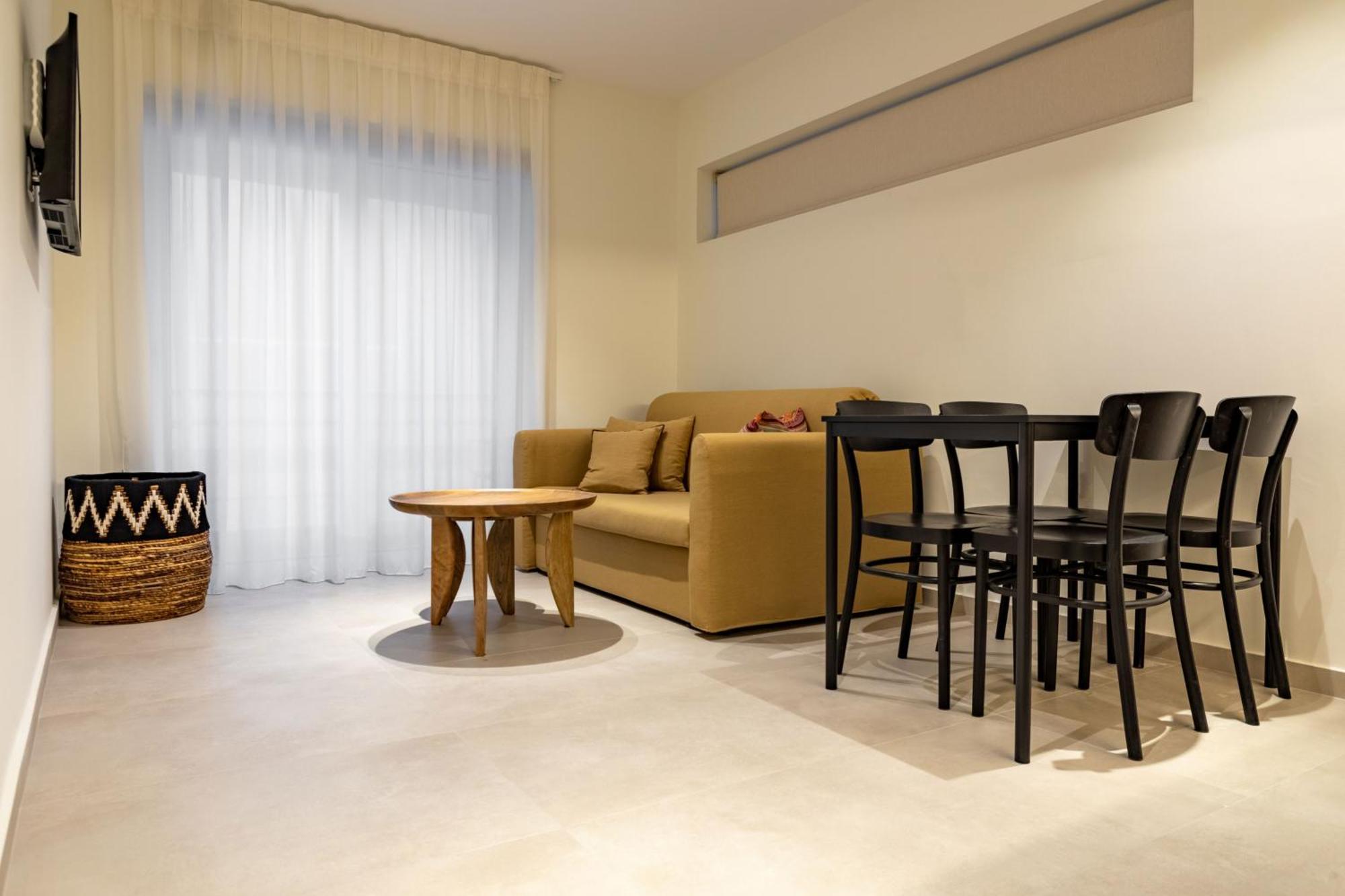 Arancia Elegant Rooms And Suites Tolón Exteriér fotografie